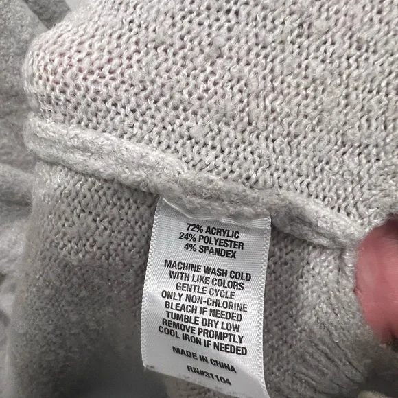 True Craft Large Gray Knit Cardigan Sweater - Picture 4 of 10